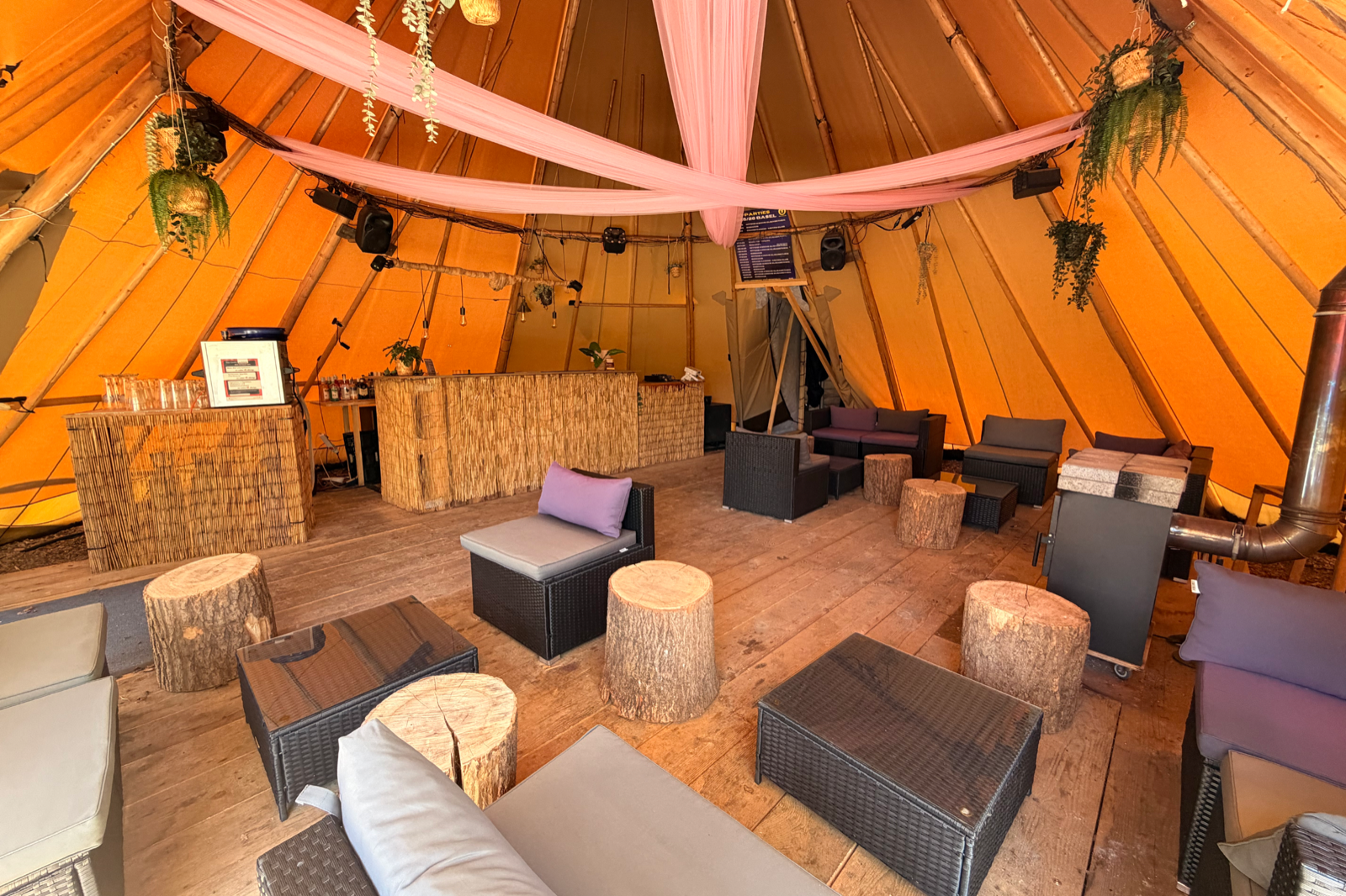Tipi-Zelt Lounge